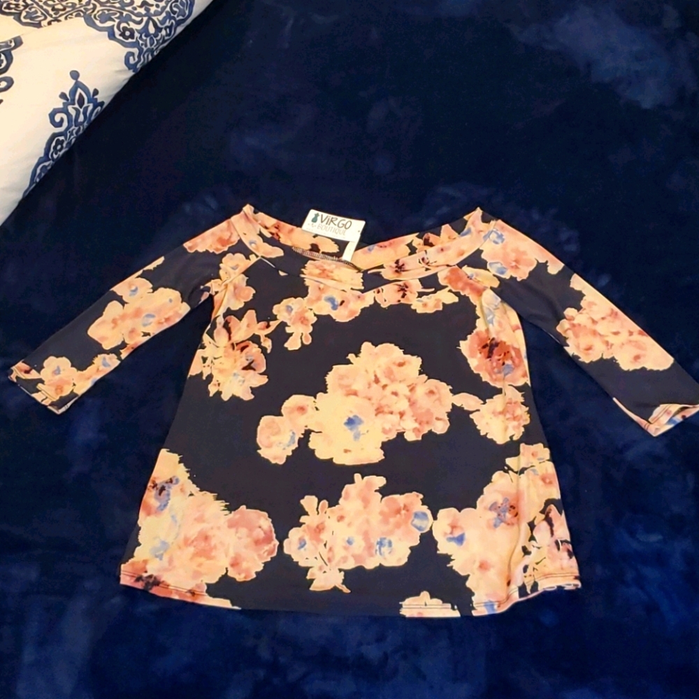 NWT off the shoulder blouse